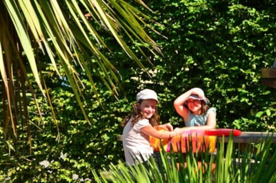 INTERNET OFFER : Pitch + car + tent or caravan — 6