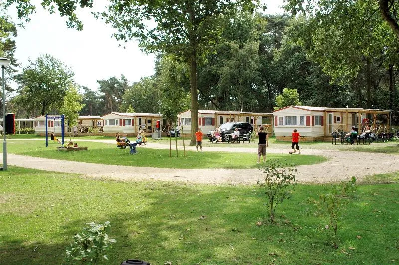 Camping De Heldense Bossen