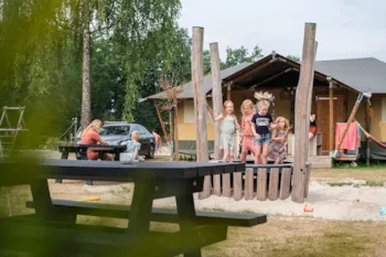 Mietunterkunft - Strandsafari Lodge - 4 P. - Camping De Pallegarste