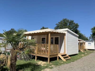 Air-conditioned Caraïbes mobile home 2 bedrooms — 1