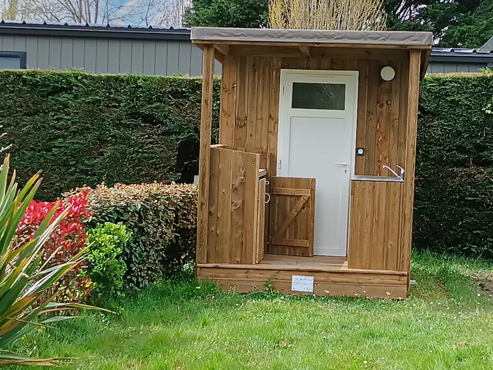 Emplacement - Emplacement Avec Sanitaire Individuel - Chadotel Les Ecureuils