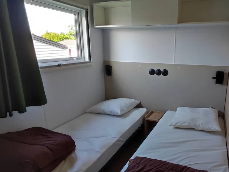 C- Mobil-Home Méditerranée Climatisé 3 Chambres