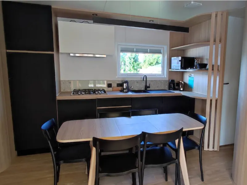 C- Mobil-Home Méditerranée Climatisé 3 Chambres
