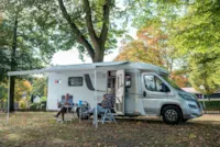 Emplacement Camping-Car - Court Séjour