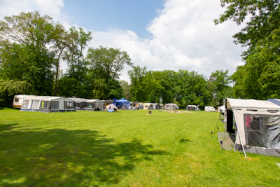 Pitch car, tent/caravan, connection to water, electricity and TV
