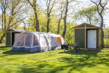 Stellplatz - Komfort-Stellplatz Xl Mit Premium-Sanitäranlagen - Recreatiepark Beringerzand