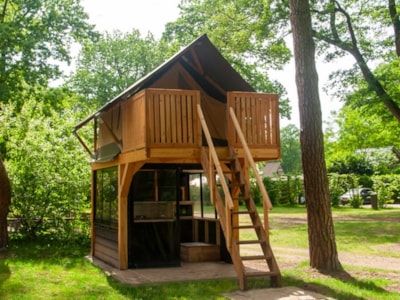 Bobbies Pole Tent
