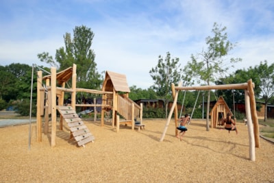 Camping d'Angers - Lac de Maine
