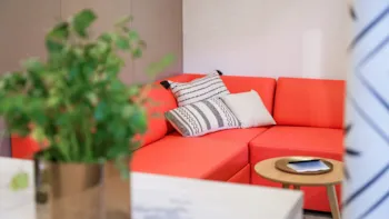 Mietunterkunft - Mobilheim Comfort Xl 29M²|2 Schlafzimmer |Klimaanlage|Tv|Balkonterrasse - Camping Marvilla Parks - Domaine de la Brèche