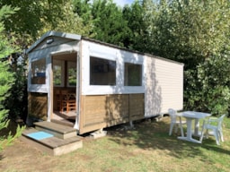 Huuraccommodatie(s) - Natuur 4P - Bungalow 18M² (2 Slaapkamers) Met Overdekt Terras 8M² - Geen Water Noch Sanitair Aanwezig & Geen Tv - Camping Plein Sud