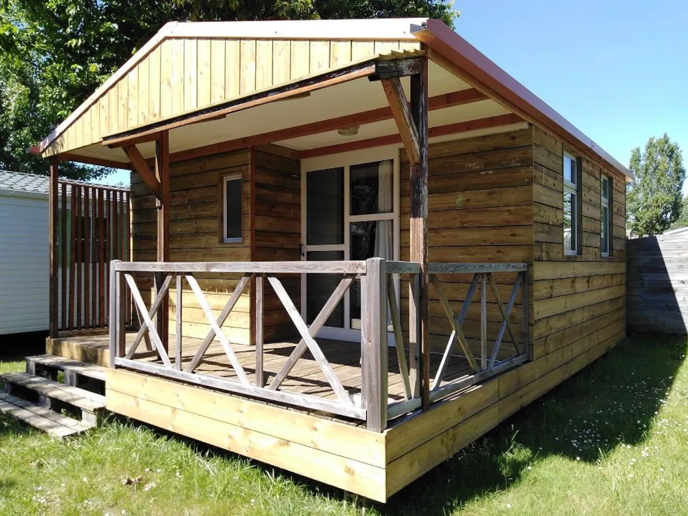 Chalet Standard 30M² - 2 Zimmer + Überdachte Terrasse + Tv