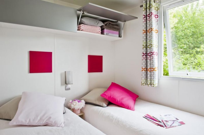 Cottage Premium 28M² (2 Chambres) + Terrasse Couverte + Lv + Tv + Draps + Serviettes