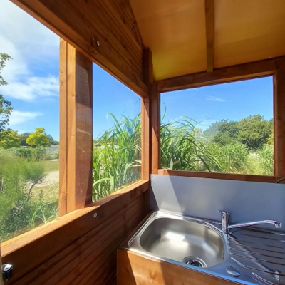 Premium Package (comfort package + private bathroom, wc+kitchenette)