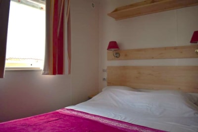 Gypsy caravan 23m² - 2 bedrooms + TV