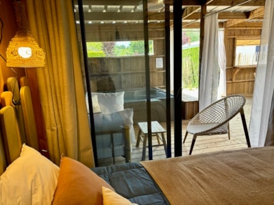 Cabin Spa Premium 33m² (2 bd) + covered terrace + TV + DW + AC + Plancha + Bed Linen + Towels