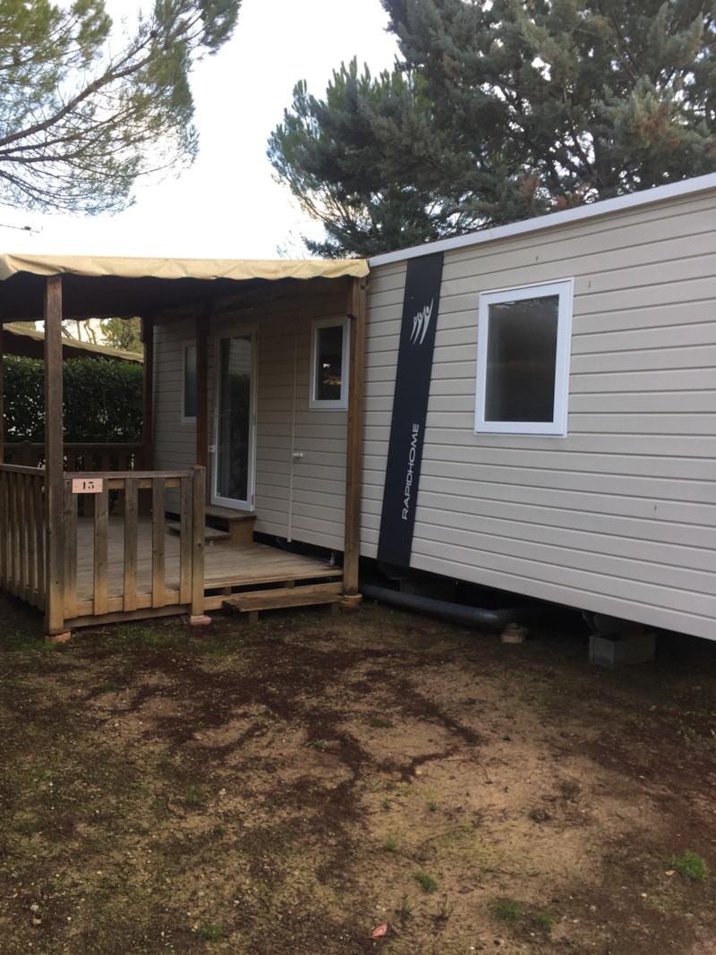 Mobile Home + air-conditioning