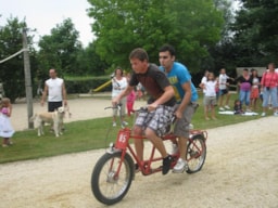 Camping Les Charmes - image n°27 - Roulottes