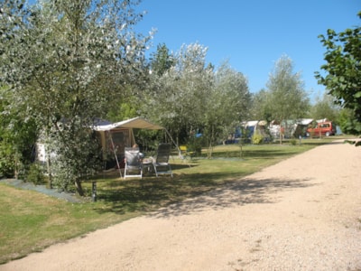 Pitch CONFORT (120 to 155m²) + 1 car +