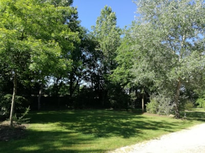 Pitch CONFORT (120 to 155m²) + 1 car +