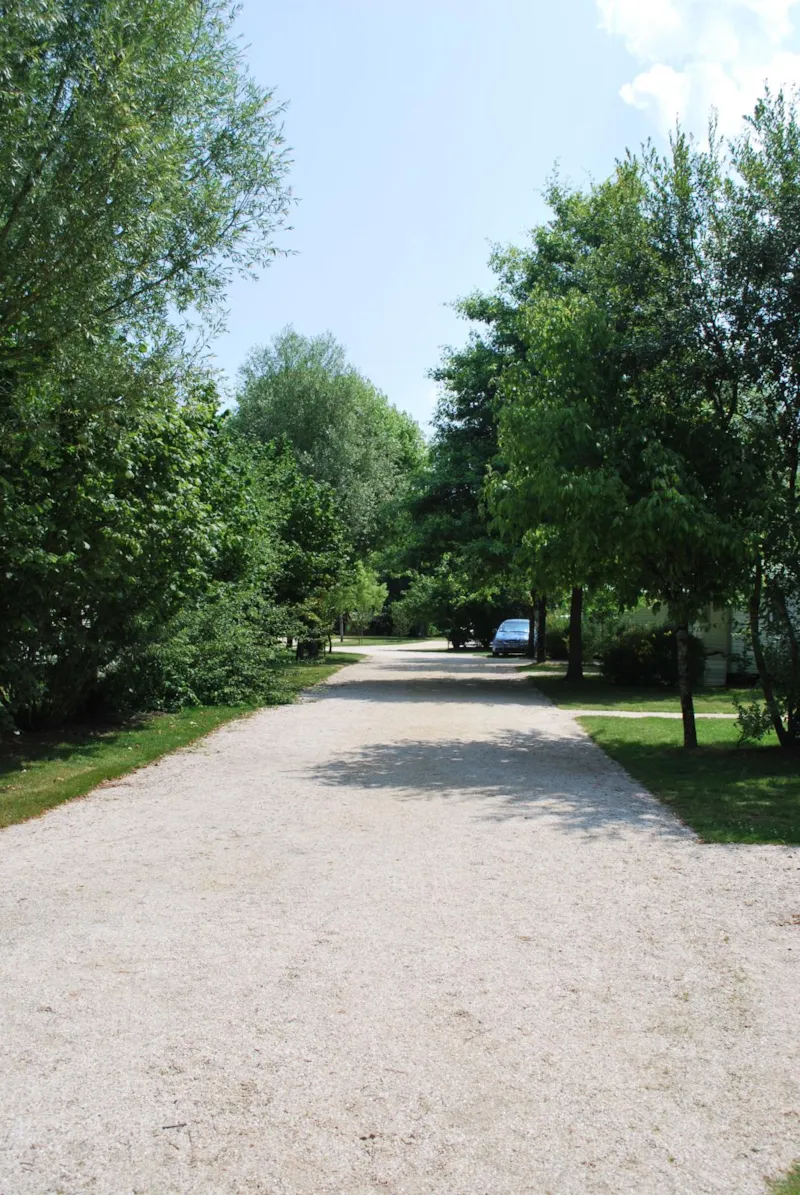 Emplacement Randonneur Ou Velo Sans Electricité