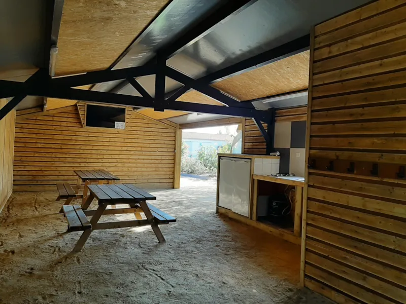 Location De Préau Fermé