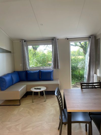 2-bedroom mobile home PREMIUM sleeps 4 (+ 2 possible extra beds)