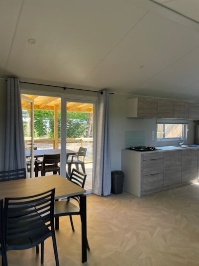 2-bedroom mobile home PREMIUM sleeps 4 (+ 2 possible extra beds)