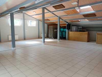 Reception hall