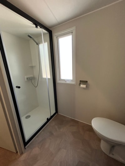 1-bedroom mobile home PREMIUM sleeps 2 (+2 possible as extra bed)