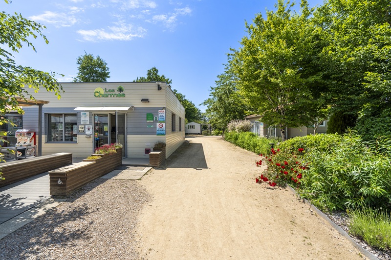 Camping Les Charmes