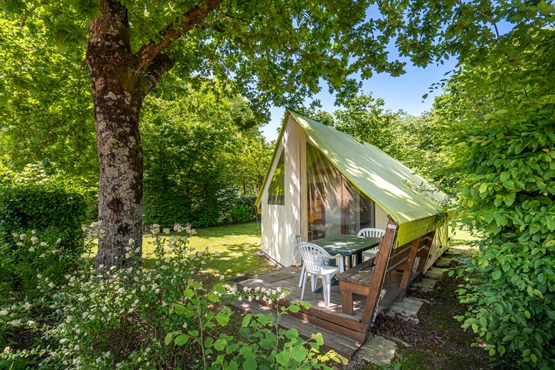 Camping Les Charmes — Photo 10