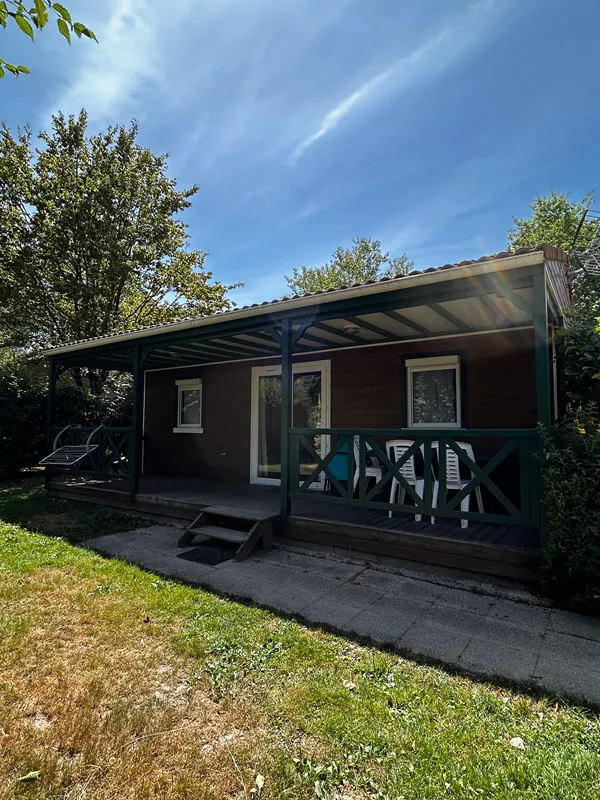 Location - Chalet 3 Ch Confort 6/8 Pers - Camping Les Charmes