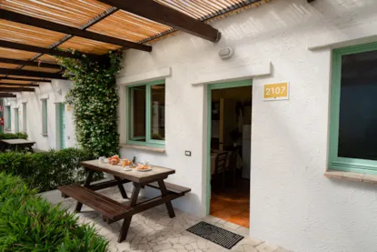 Bungalow Deluxe