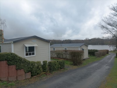 Mobile Home/Chalet ( non smoking), max. 4 persons, 1 dog is allowed — 1