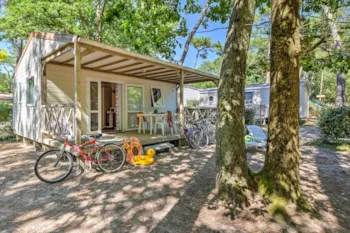 Mietunterkunft - Chalet 2Sz (Ohne Tv) | Standard - 24M² - Überdachte Terrasse - Flower Camping Les Biches