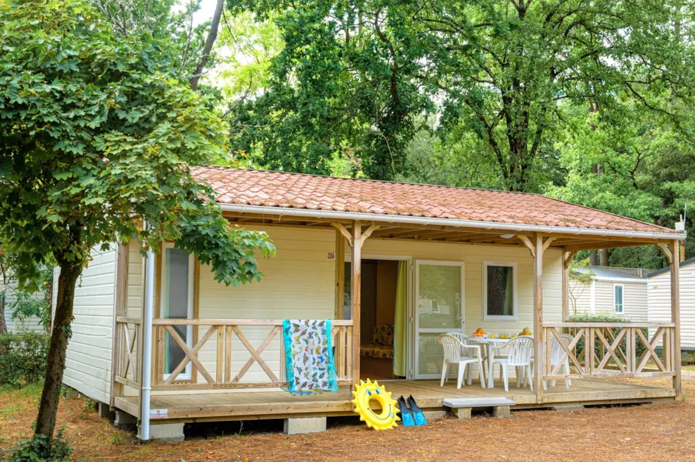 Accommodation - Chalet 3Bd (Without Tv) | Standard - 32M² - Covered Terrace - Flower Camping Les Biches