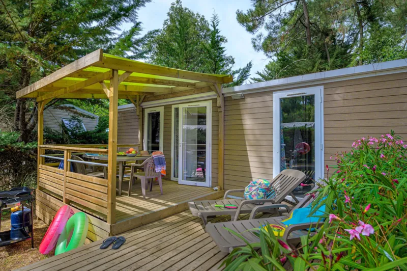 Mobil-Home Premium+ 2Ch 2 Sdb | Premium-33M²-Clim-Tv-Lv-Spa-Draps-Wifi Gratuit-Terrasse Couverte