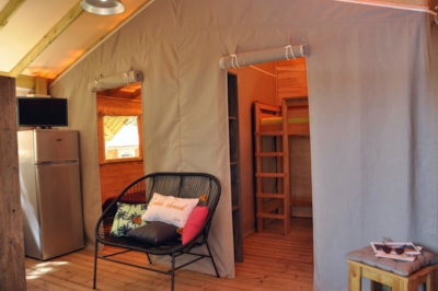 Cosyflower 2bd | CONFORT - 28m² - covered terrace - TV - plancha