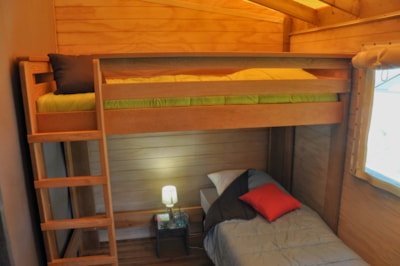 Cosyflower 2bd | CONFORT - 28m² - covered terrace - TV - plancha