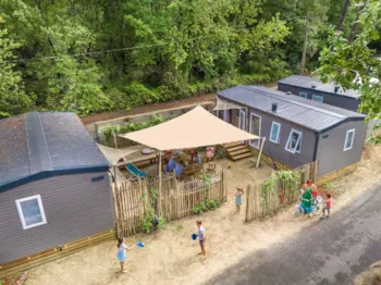 Mietunterkunft - Mobilheim Tribu 5Sz | Premium 56M²- Überd. Terrasse- 2 Badezimmer - Tv - Gs - Plancha - Gratis Wlan - Flower Camping Les Biches