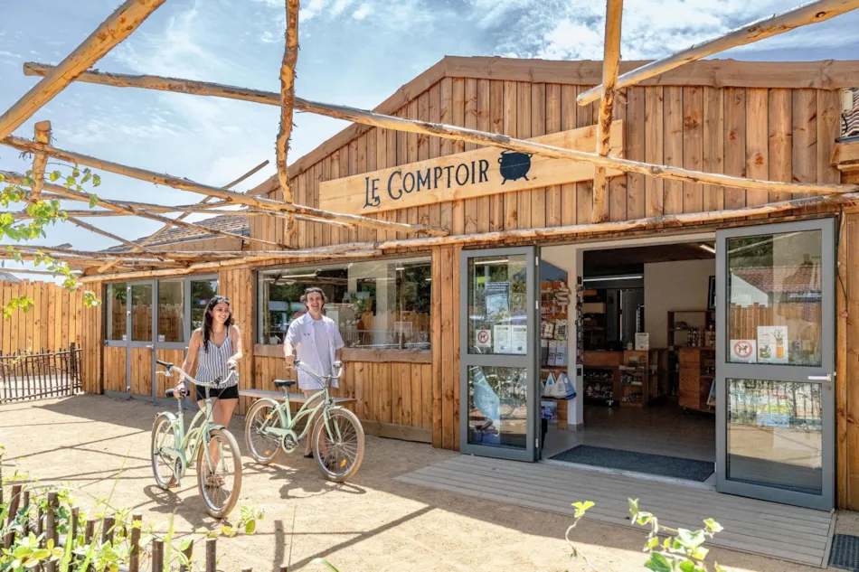 Flower Camping Au Bois Des Biches