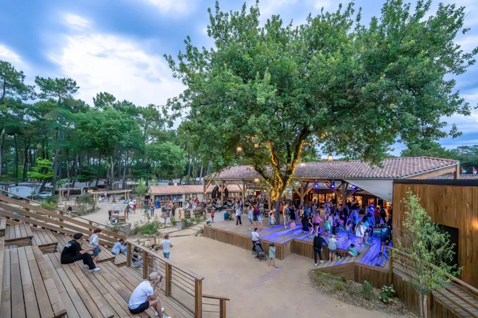 Flower Camping Au Bois Des Biches