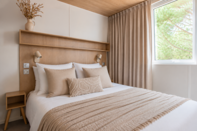 Cocoon 3-Bedroom, 2-Bathroom Mobile Home | PREMIUM+ - 40 m² - Spa - Air Conditioning - TV - Dishwasher - Griddle - Covered Terrace - 7-Day Travel Package