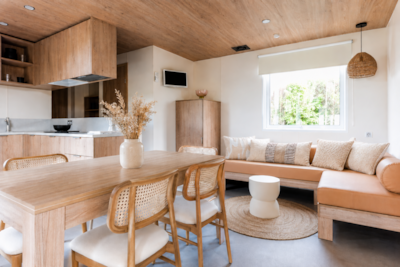 Cocoon 3-Bedroom, 2-Bathroom Mobile Home | PREMIUM+ - 40 m² - Spa - Air Conditioning - TV - Dishwasher - Griddle - Covered Terrace - 7-Day Travel Package