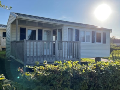 Basique 2 bedrooms semi-covered terrace — 6