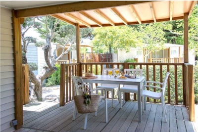 PATIO — 2