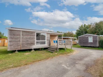 Mietunterkunft - Premium Mobilheim 28M² - 2 Schlafzimmer + Tv + Terrasse - Flower Camping Le Vorlen