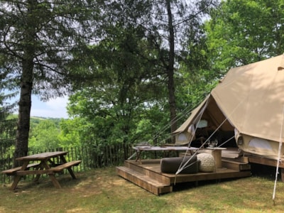 Glamping tent without bathroom