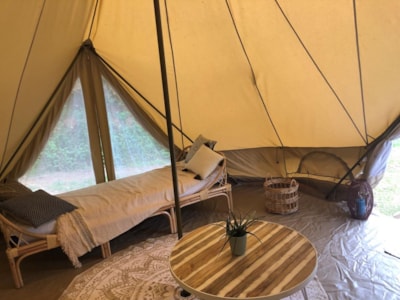 Glamping tent without bathroom