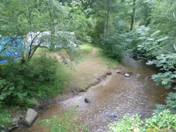 Pitch - Pitch Near The River (With Electricity) - Camping Moulin de Chaules